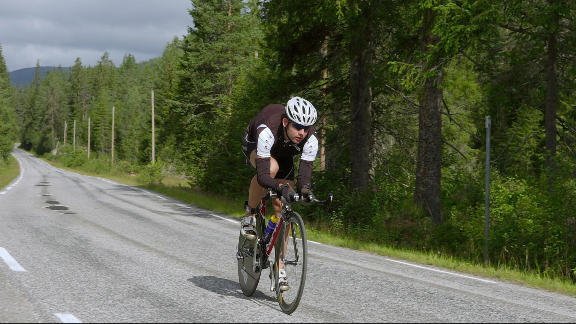 那不勒斯进攻火力强，轻松战胜对手，那不勒斯是强队吗