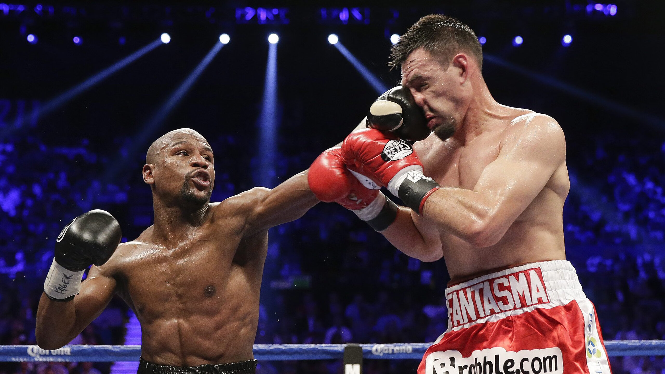 阿尔阿赫利主场迎战扎马莱克，德比战备受关注，阿尔阿赫利足球俱乐部